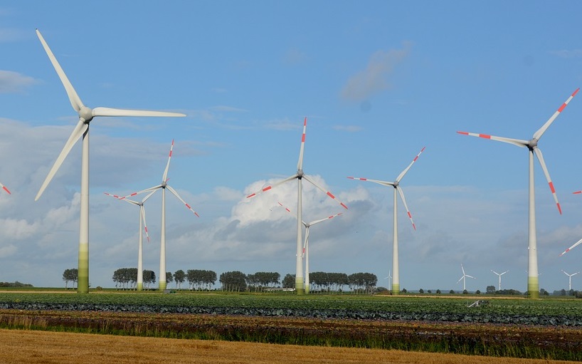 無人機(jī)風(fēng)電巡檢